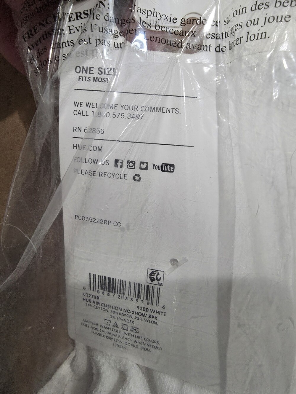 NWT HUE 9 Pairs Air Cushion White No Show Women's‎ socks - Picture 3 of 3
